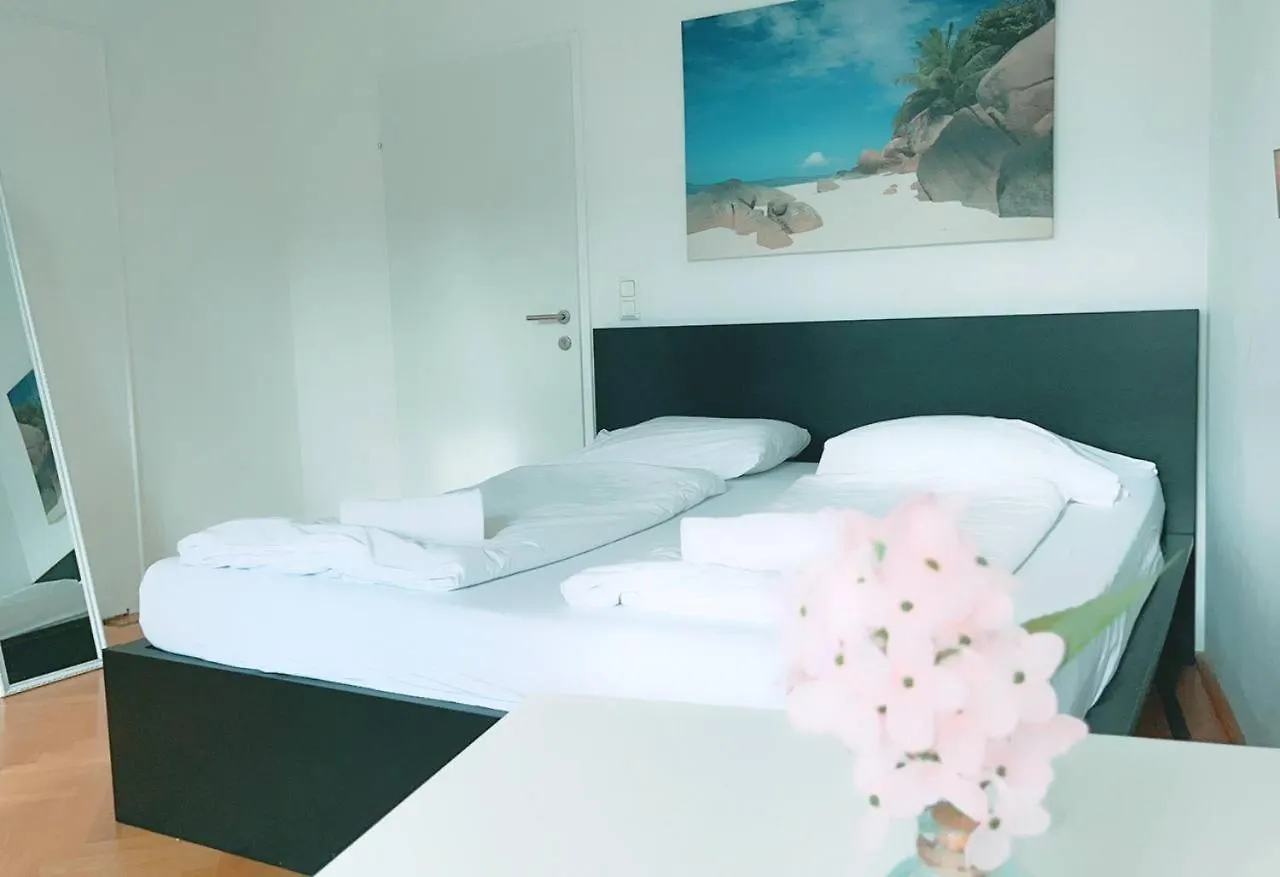Deluxe Rooms In Keplerplatz Вена Проживание в семье